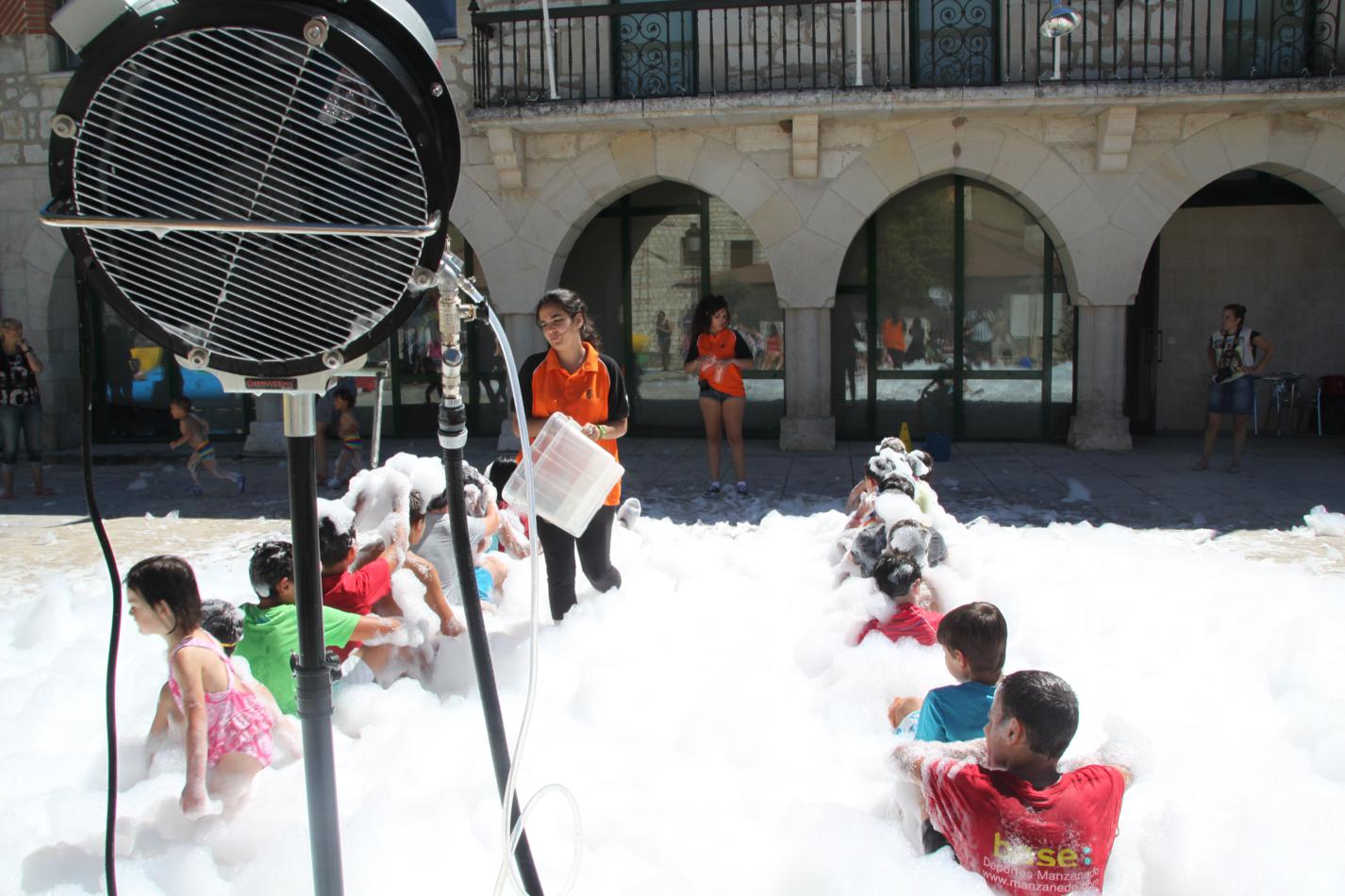fiesta del agua atenea
